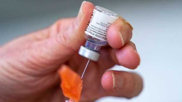‘Sa mạc vaccine’: Nơi không hề có vaccine COVID-19 - 4