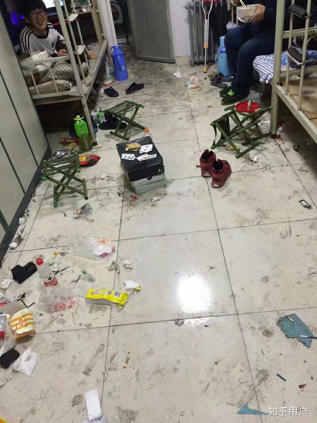 Rùng mình với mức độ ở bẩn siêu hạng của các thánh bừa bộn, nhìn đã muốn bỏ chạy - 2