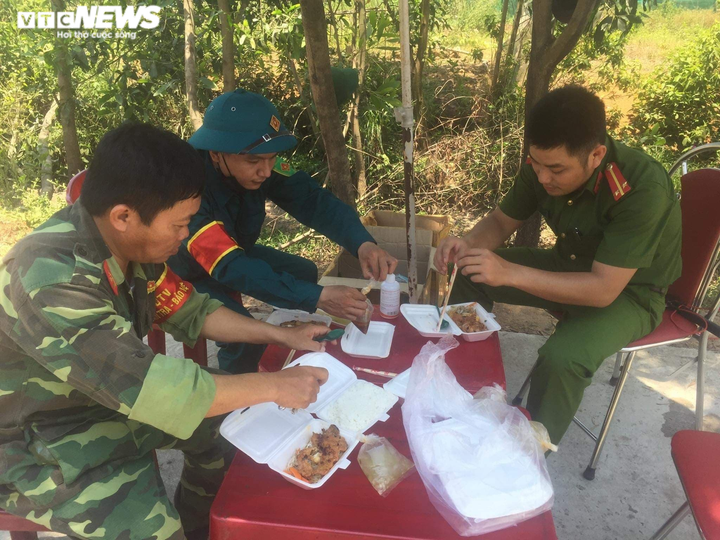 Ảnh: Đời sống bên trong 3 thôn, xã ở Thừa Thiên - Huế bị phong toả vì COVID-19 - 8