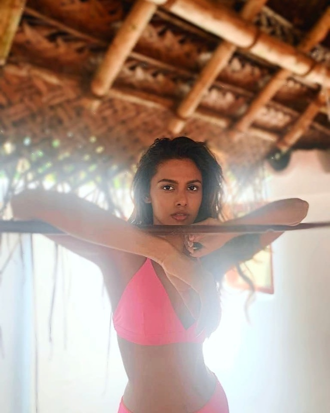 Ngắm mặt mộc của Hoa hậu Khánh Vân và các mỹ nhân Miss Universe - 3