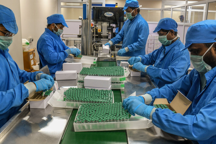 Nhà sản xuất vaccine lớn nhất thế giới: Từ người hùng thành tội đồ - 2