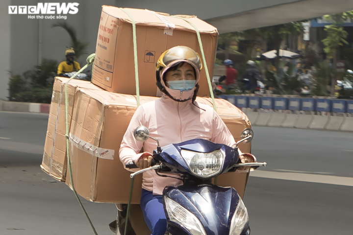 Bắc Bộ ngày nắng nóng, chiều tối mưa dông - 1