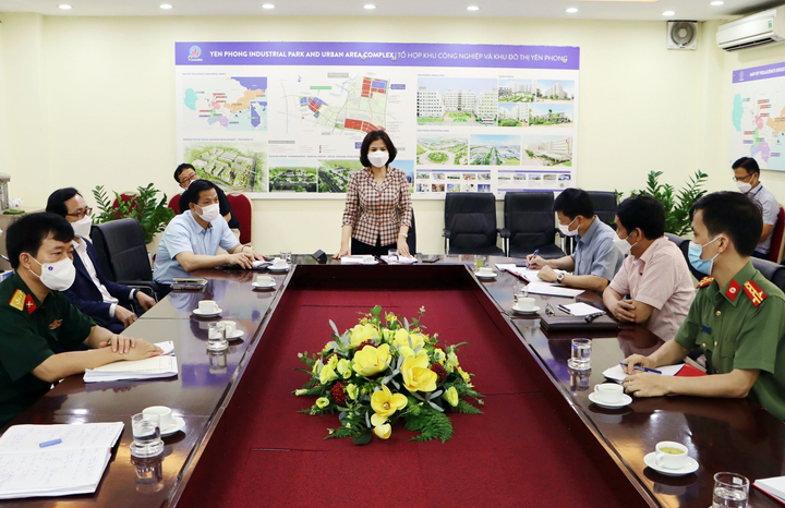 Hai công nhân dương tính với SARS-CoV-2, Công ty Samsung xét nghiệm trong đêm - 1