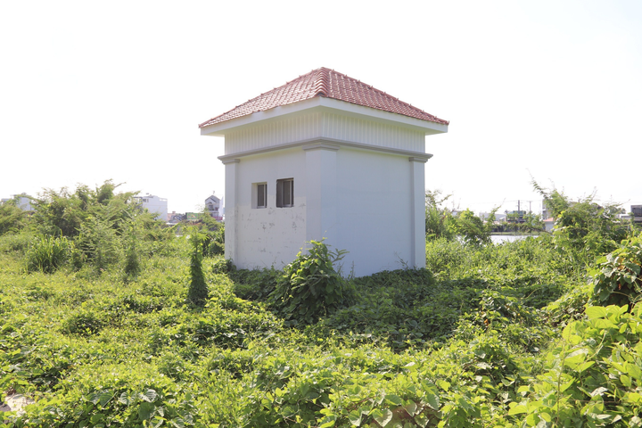 Công trình nâng cấp đô thị hơn 200 tỷ đồng ở Cần Thơ nhếch nhác, đầy rác thải - 4