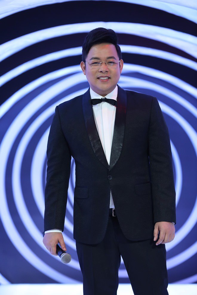 Quang Lê từng béo đến mức làm gãy cầu, rơi xuống nước 