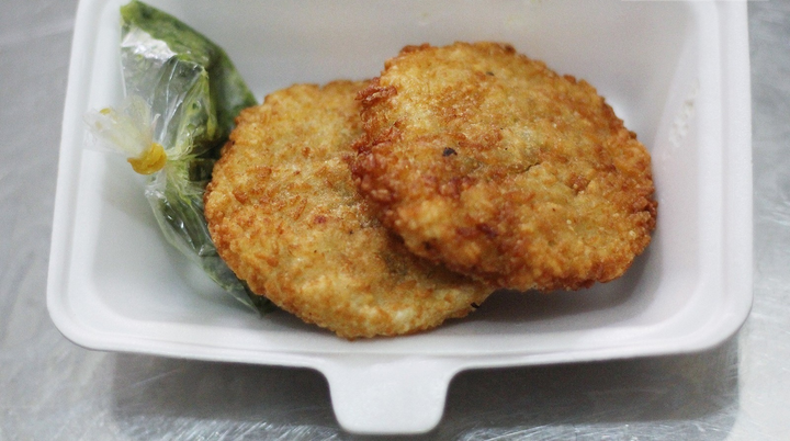 Xôi bọc rươi chiên: Giá rẻ bèo nhưng là thứ đặc sản rất quý của Hải Phòng - 3