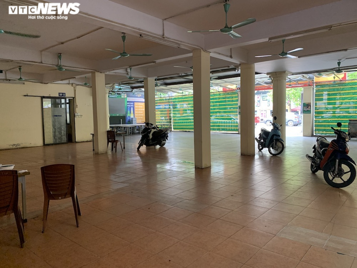 Cận cảnh loạt quán bia lớn ở Hà Nội 'vườn không nhà trống' giữa mùa hốt bạc - 13