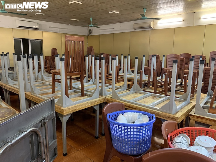 Cận cảnh loạt quán bia lớn ở Hà Nội 'vườn không nhà trống' giữa mùa hốt bạc - 11