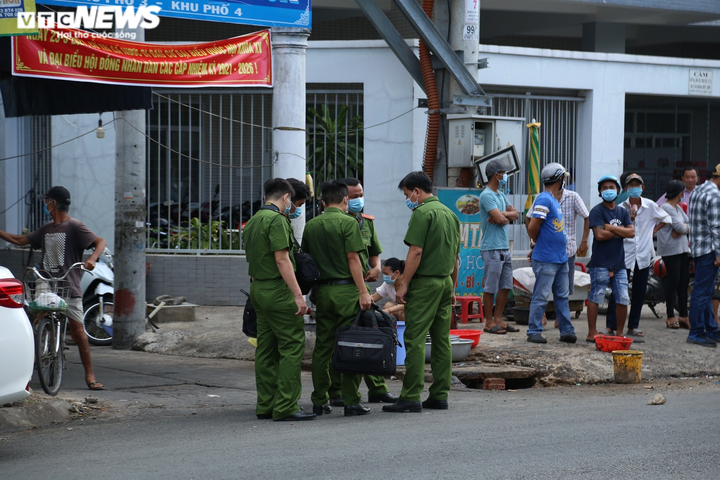 Tiền Giang: Công an truy bắt hung thủ đâm chết người tại TP Mỹ Tho - 1