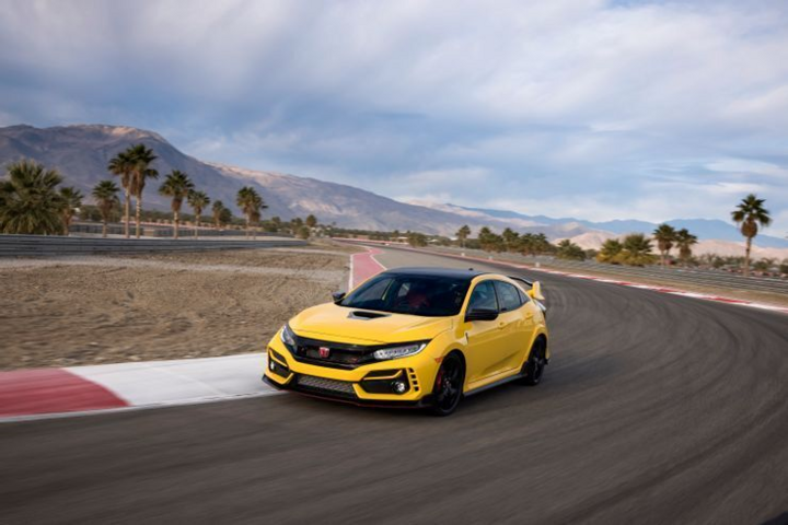 Những tính năng đặc biệt trên Honda Civic Type R 2022 - 4