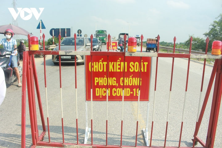 Rác trong các khu cách ly, phong tỏa ở tâm dịch Bắc Ninh được xử lý thế nào? - 12