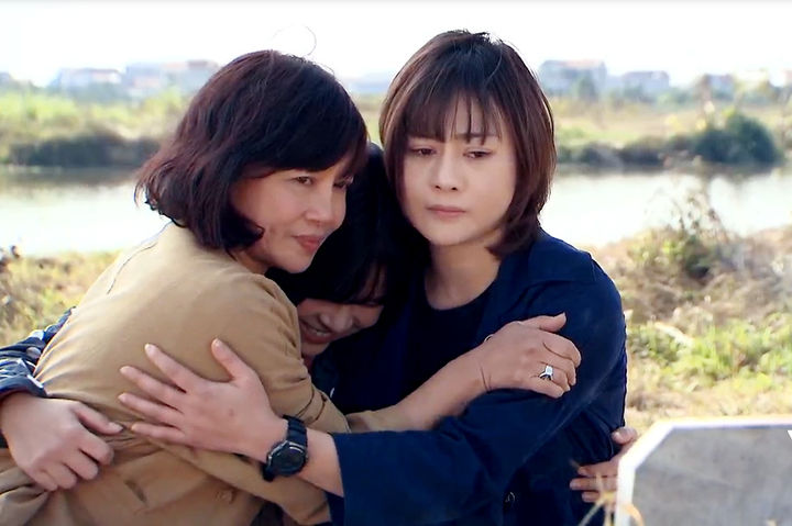 ‘Hương vị tình thân’ tập 17: Nam chơi khăm xã hội đen để hỏi tin ân nhân - 3