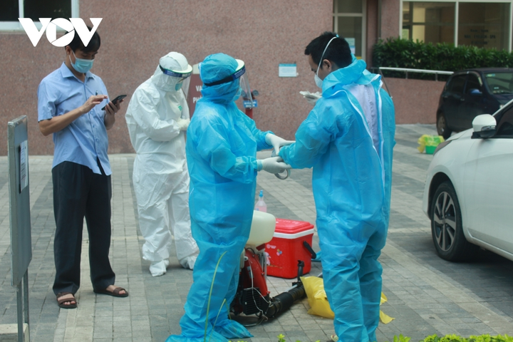 Phong tỏa 2 chung cư có 2 ca mắc COVID-19 là F1 của Giám đốc Hacinco - 3