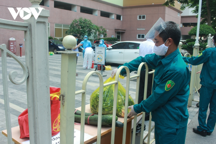 Phong tỏa 2 chung cư có 2 ca mắc COVID-19 là F1 của Giám đốc Hacinco - 6