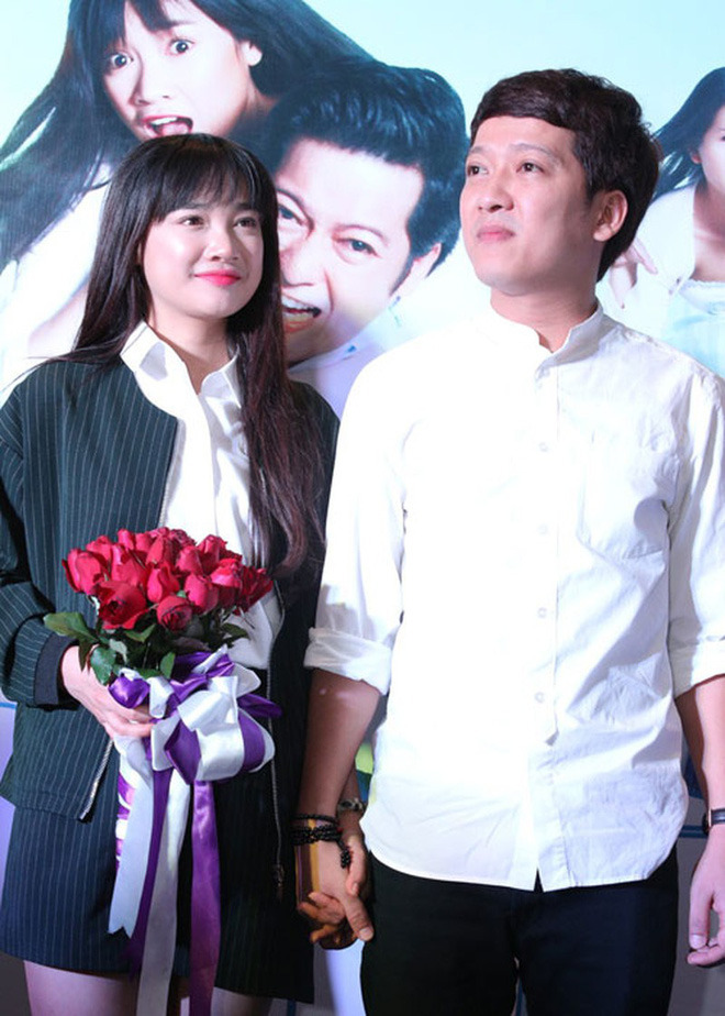 Nhã Phương - Trường Giang thời mới yêu: Tình bể bình, nắm tay bịn rịn không rời - 11