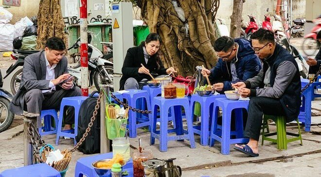 Quán 'bún ziu căm thù' nhưng lại được thực khách hết lòng yêu thương hơn 30 năm - 7