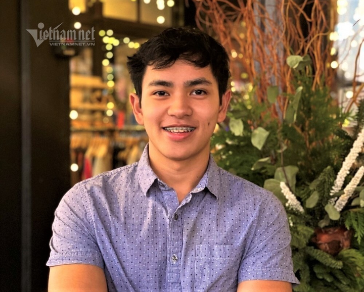 Nam sinh khởi nghiệp sửa điện thoại trúng học bổng toàn phần Harvard - 1