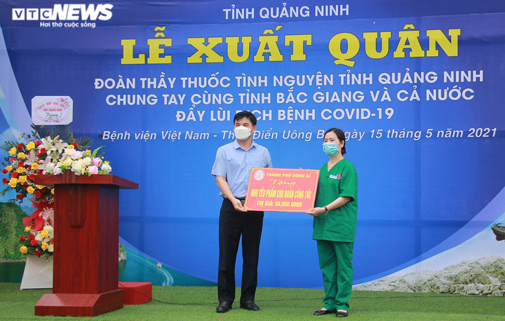 Ảnh: Quảng Ninh chi viện Bắc Giang 200 y, bác sĩ tham gia chống dịch COVID-19 - 10