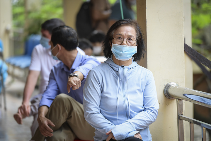 'Thần tốc' xét nghiệm COVID-19 cho hàng nghìn người Hà Nội về từ Đà Nẵng - 6