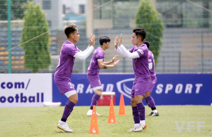 Tuyển Việt Nam đón tin vui: Đoàn Văn Hậu trở lại tập cùng đồng đội - 2