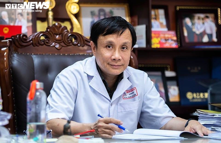 Giáo sư từng xin nghỉ 1 buổi họp Quốc hội để chỉ đạo ghép tim nói gì khi tái cử? - 2