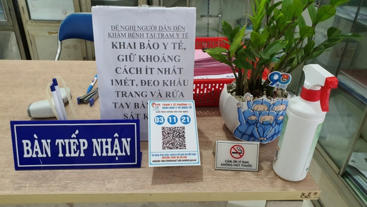 Người mua thuốc chữa sốt, ho, đau họng ở TP.HCM phải khai báo y tế - 1