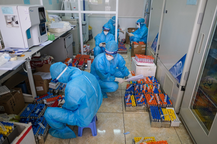 Chủ tịch UBND tỉnh Bắc Giang: F0 chưa giảm, chỉ là xét nghiệm đang 'tắc' - 2