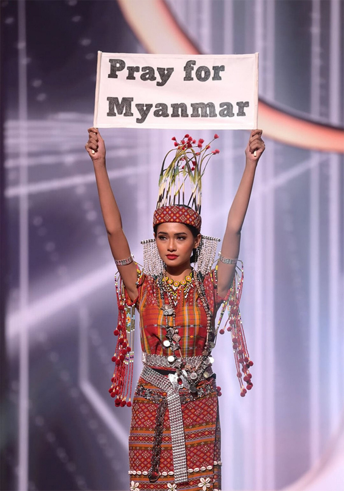 Mất hành lý, Hoa hậu Myanmar vẫn thắng giải Trang phục dân tộc tại Miss Universe - 1