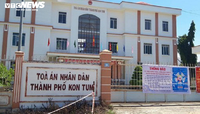 Bắt thẩm phán TAND TP Kon Tum nhận hối lộ - 1