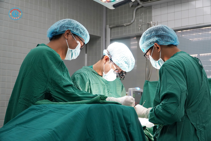 CSGT xuyên đêm mở đường cho xe chở tạng người hiến tặng: Bác sĩ nói gì? - 2