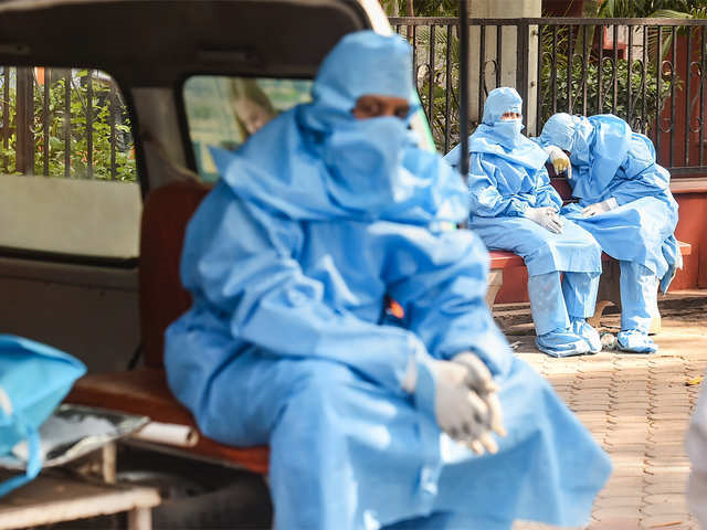 50 bác sỹ Ấn Độ thiệt mạng vì COVID-19 chỉ trong 1 ngày - 1