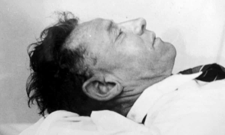 Bí ẩn người đàn ông chết 70 năm còn bị khai quật để điều tra - 1