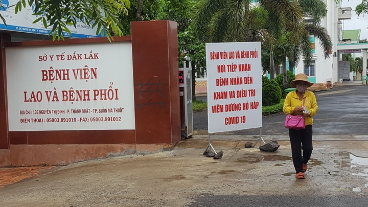 Bệnh nhân COVID-19 ở Đắk Lắk tiên lượng nặng, đang thở oxy - 1