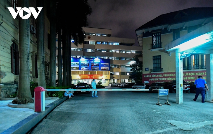 Nhân viên âm tính SARS-CoV-2 nghi chơi golf trong giờ làm việc: Bộ GTVT nói gì? - 3