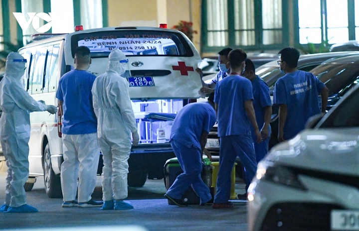 Nhân viên âm tính SARS-CoV-2 nghi chơi golf trong giờ làm việc: Bộ GTVT nói gì? - 2