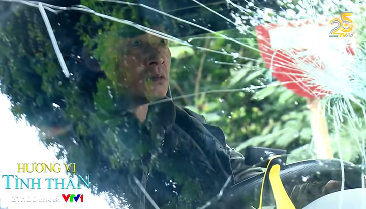 ‘Hương vị tình thân’ tập 22: Bà Bích đòi tính phí nuôi Nam, ông Sinh bị tấn công - 4