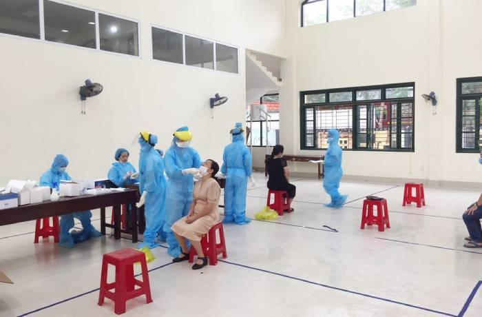 Kết quả xét nghiệm 248 giáo viên, học sinh liên quan cô giáo mắc COVID-19 - 1