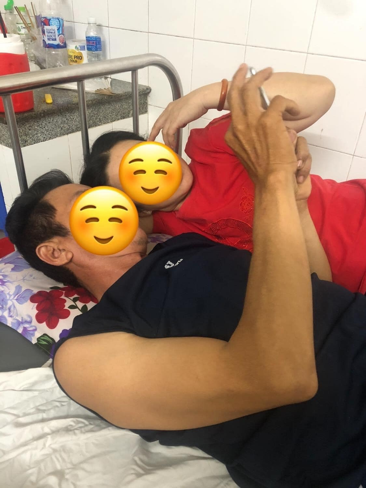 Cụ bà U90 miệt mài chép tin thời tiết mỗi ngày để soạn quần áo cho chồng - 4