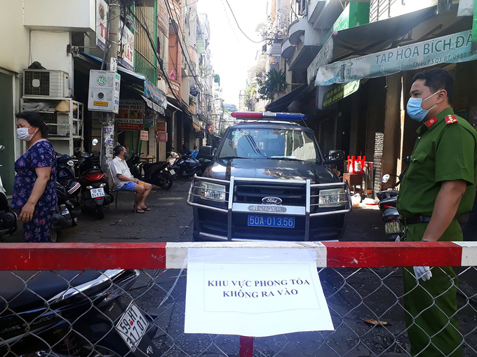 Chưa xác định được nguồn lây ca dương tính SARS-CoV-2 mới ở TP.HCM - 1