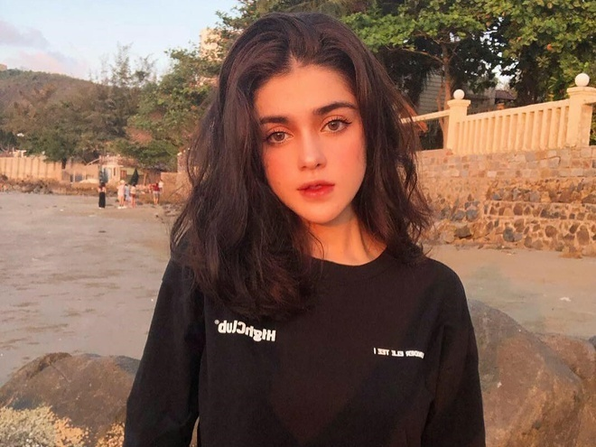 3 ‘nàng thơ’ lai Việt - Pháp ‘hớp hồn’ dân mạng bởi nét đẹp rất riêng - 3