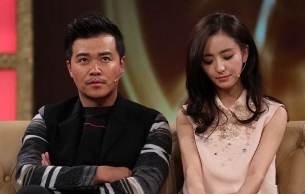 Đồng Lệ Á ly hôn, fan vui mừng thần tượng được giải thoát - 1