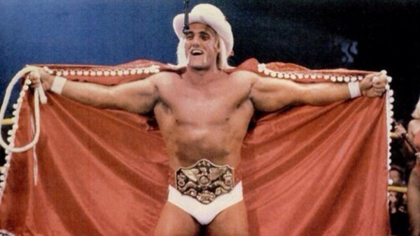 Bi hài những người bị đuổi việc khi lộ chuyện đóng phim - 6