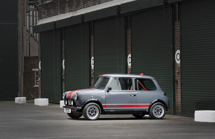 Mini Oselli Edition - xe cổ được phục chế giá hơn 100.000 USD - 5