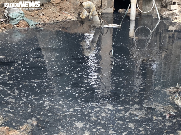 Nước thải hôi thối lại ngập làng sản xuất giấy Bắc Ninh: Chủ tịch huyện nói gì? - 7