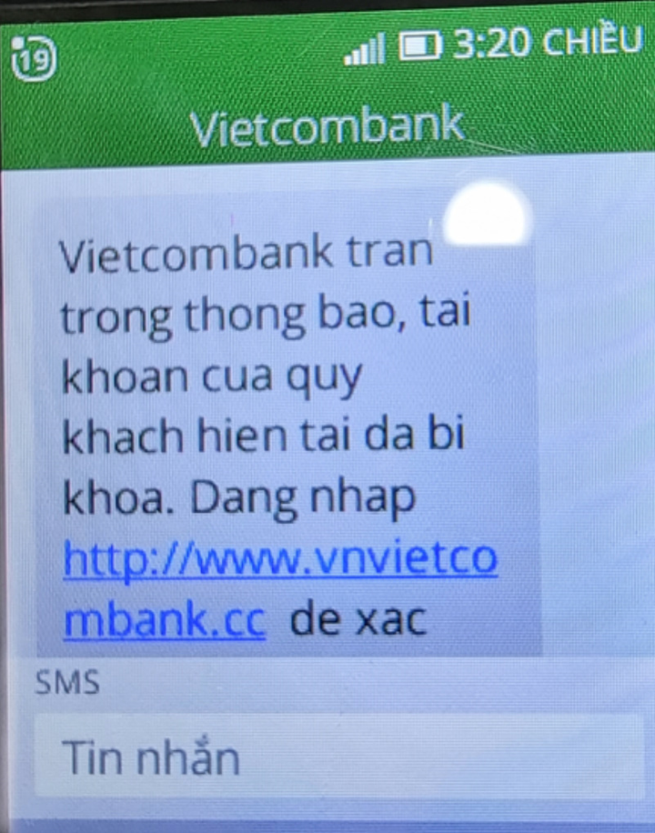 Vietcombank cảnh báo hiện tượng mạo danh tin nhắn thương hiệu - 1