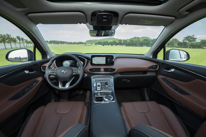 Loạt xe gầm cao hâm nóng thị trường ôtô Việt Nam - 5