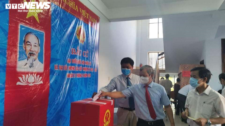 Trực tiếp: Gần 70 triệu cử tri cả nước đi bỏ phiếu bầu ĐBQH và HĐND các cấp - 67