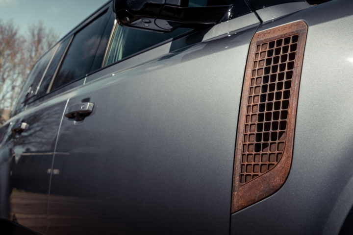 Land Rover Defender mới 'độ' cực độc - 6