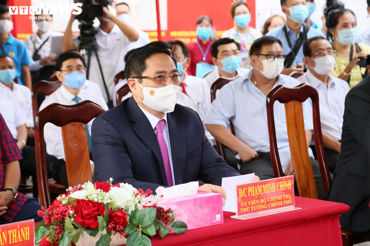 Thủ tướng: Cử tri tự do lựa chọn người đại biểu xứng đáng nhất - 1