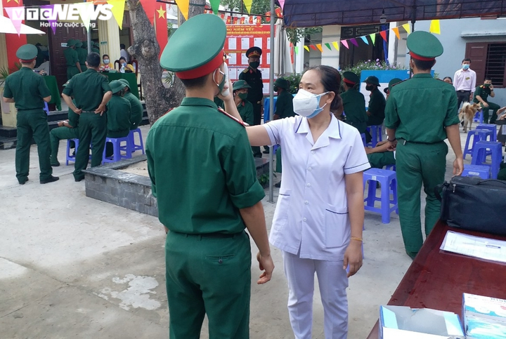 Trực tiếp: Gần 70 triệu cử tri cả nước đi bỏ phiếu bầu ĐBQH và HĐND các cấp - 50